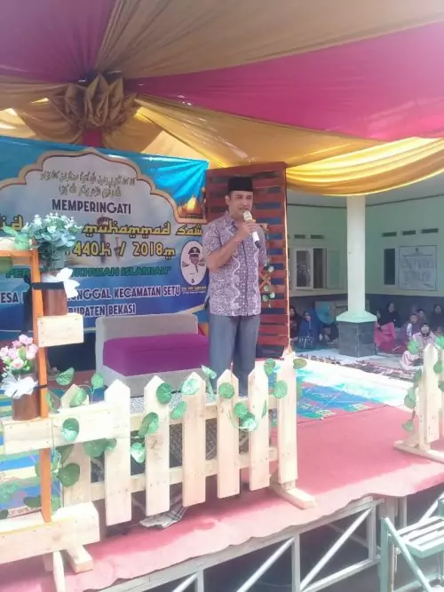 Peringatan Maulid Nabi Sebagai Sarana Menyatukan Warga Desa Ragemanunggal 4 - Desapedia Peringatan Maulid Nabi Sebagai Sarana Menyatukan Warga Desa Ragemanunggal - Desapedia