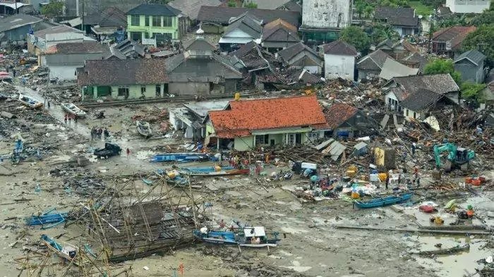 Almisbat Apresiasi Mendagri Respon Cepat Tangani Desa Terdampak Tsunami - Desapedia