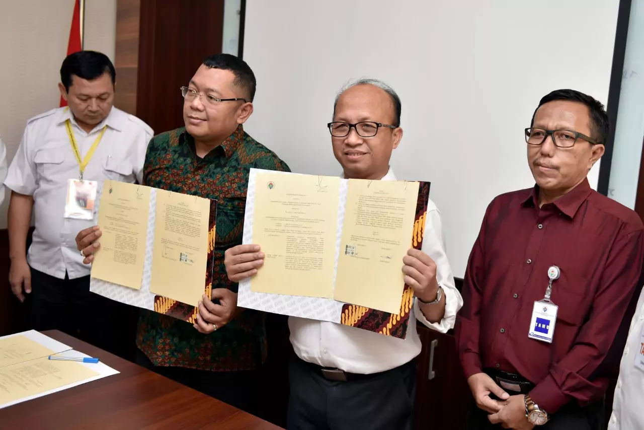 Kemendes PDTT Jalin Kerjasama Kembangkan Program Pos BBM Desa - Desapedia