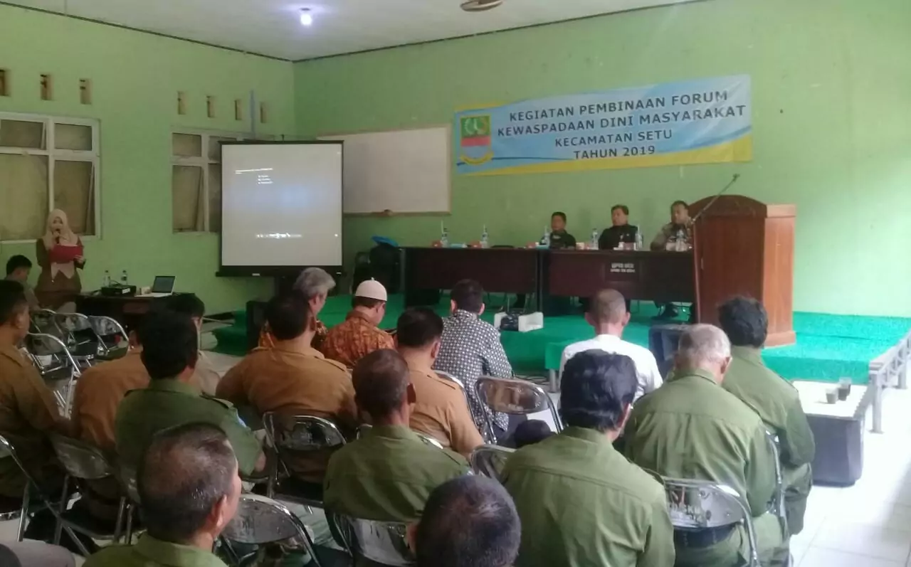 Tingkatkan Partisipasi Masyarakat, FKDM se-Kecamatan Setu Diberi Pembinaan - Desapedia