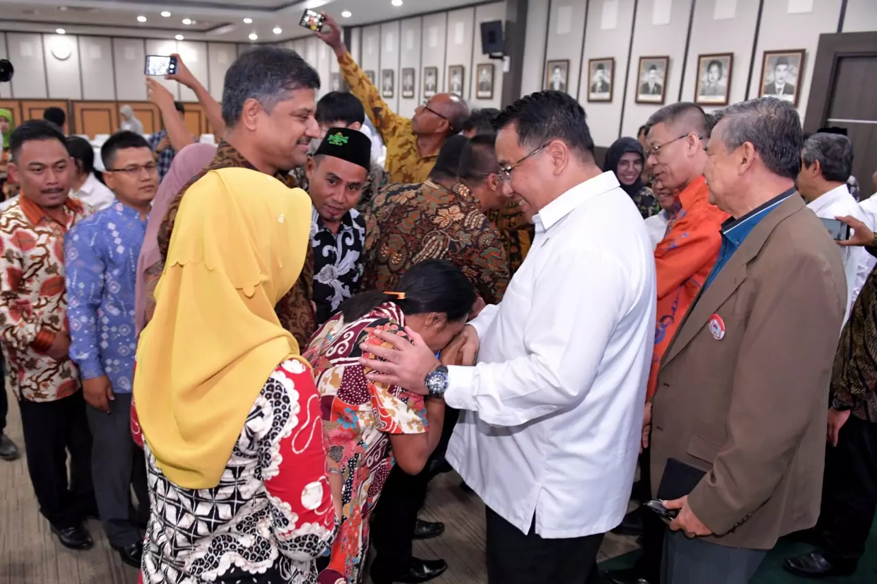 Percepat Pembangunan Desa, Kemendes PDTT Kirim Kepala Desa ke Tiongkok dan India - Desapedia