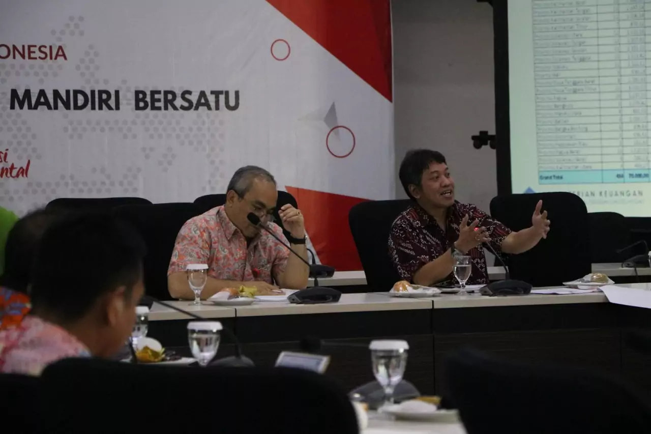 Penyaluran Lambat, Kemenko PMK Dorong Percepatan Penyaluran Dana Desa Tahap III Tahun 2019 - Desapedia