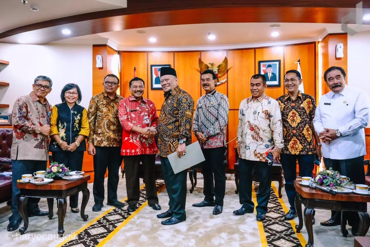 Lanyalla Mattalitti: Forum Staf Ahli Kepala Daerah Diharapkan Dapat Bersinergi dengan DPD RI - Desapedia