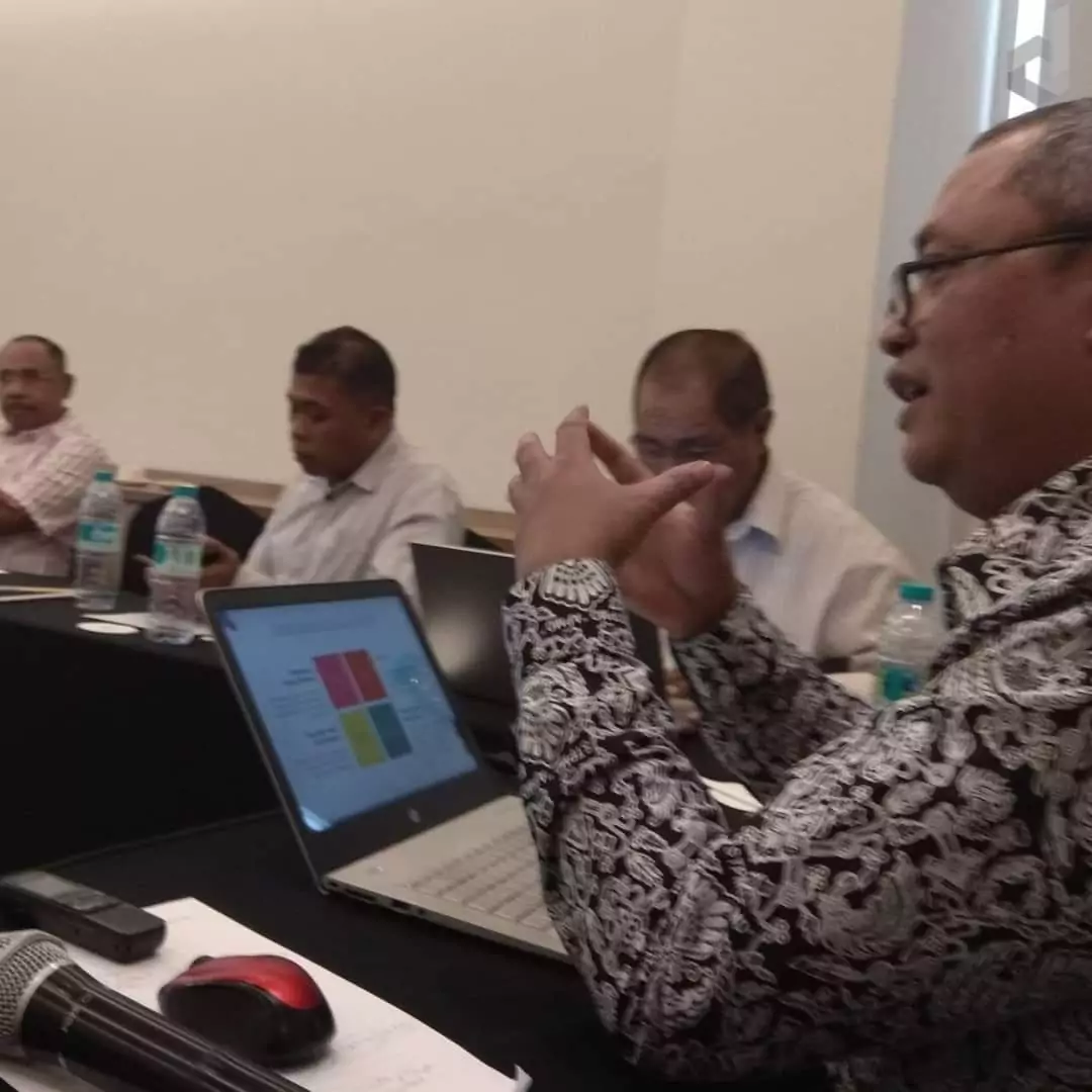 Negara Beradat, Adat Bernegara Menurut Dr. Sutoro Eko - Desapedia