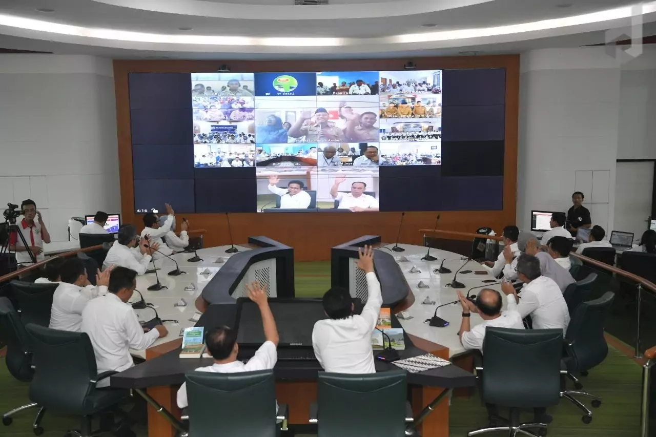 Melalui Telekonferensi Desa, Mendes PDTT Cek Realisasi dan Perencanaan Dana Desa - Desapedia