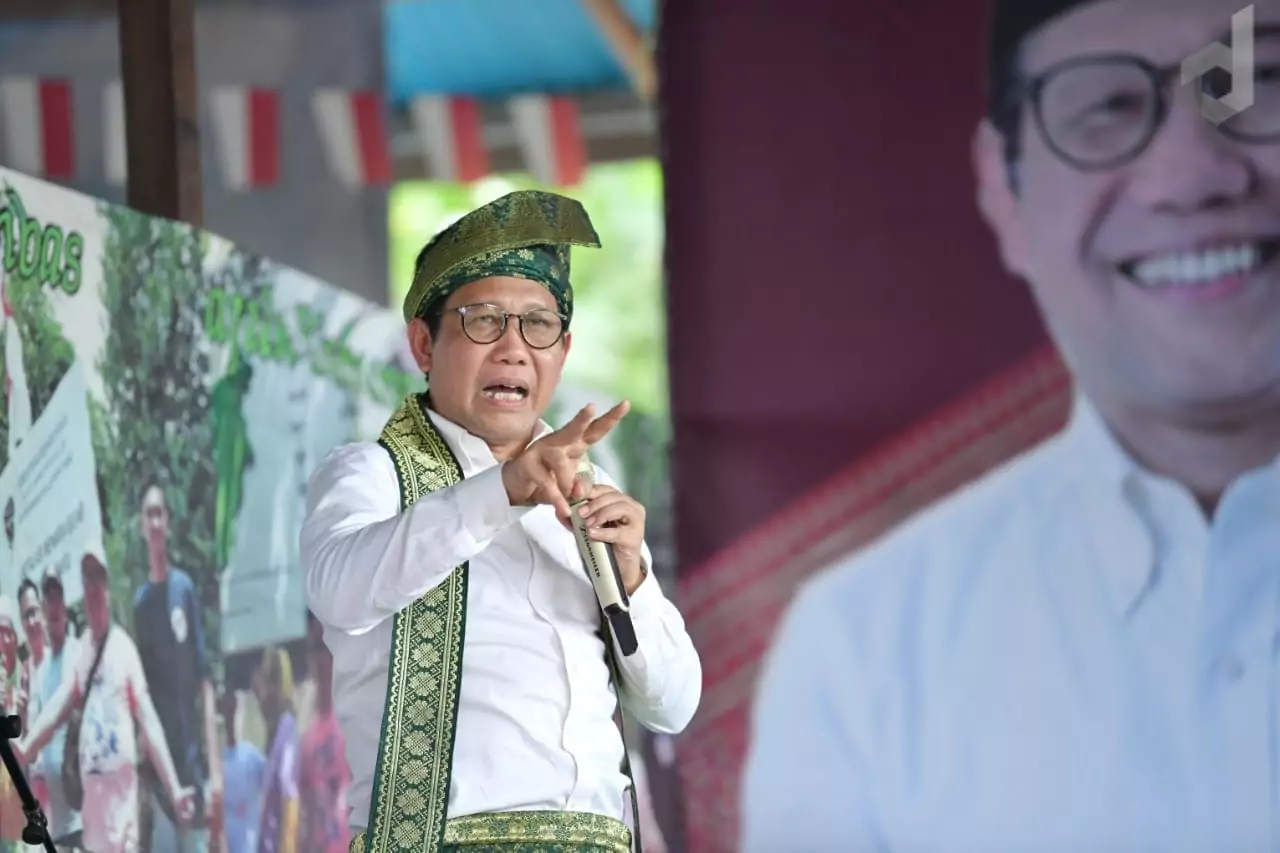 Kunjungi Desa di Perbatasan Negara, Mendes PDTT Soroti Masalah Jaringan Telekomunikasi - Desapedia