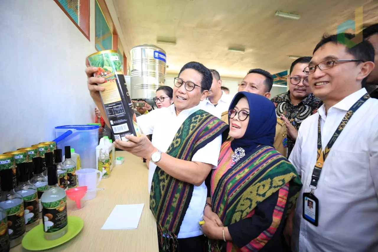 BUMDes Solafide Kembangkan Minyak Goreng dan VCO, Mendes PDTT: Manfaatkan Potensi Desa - Desapedia