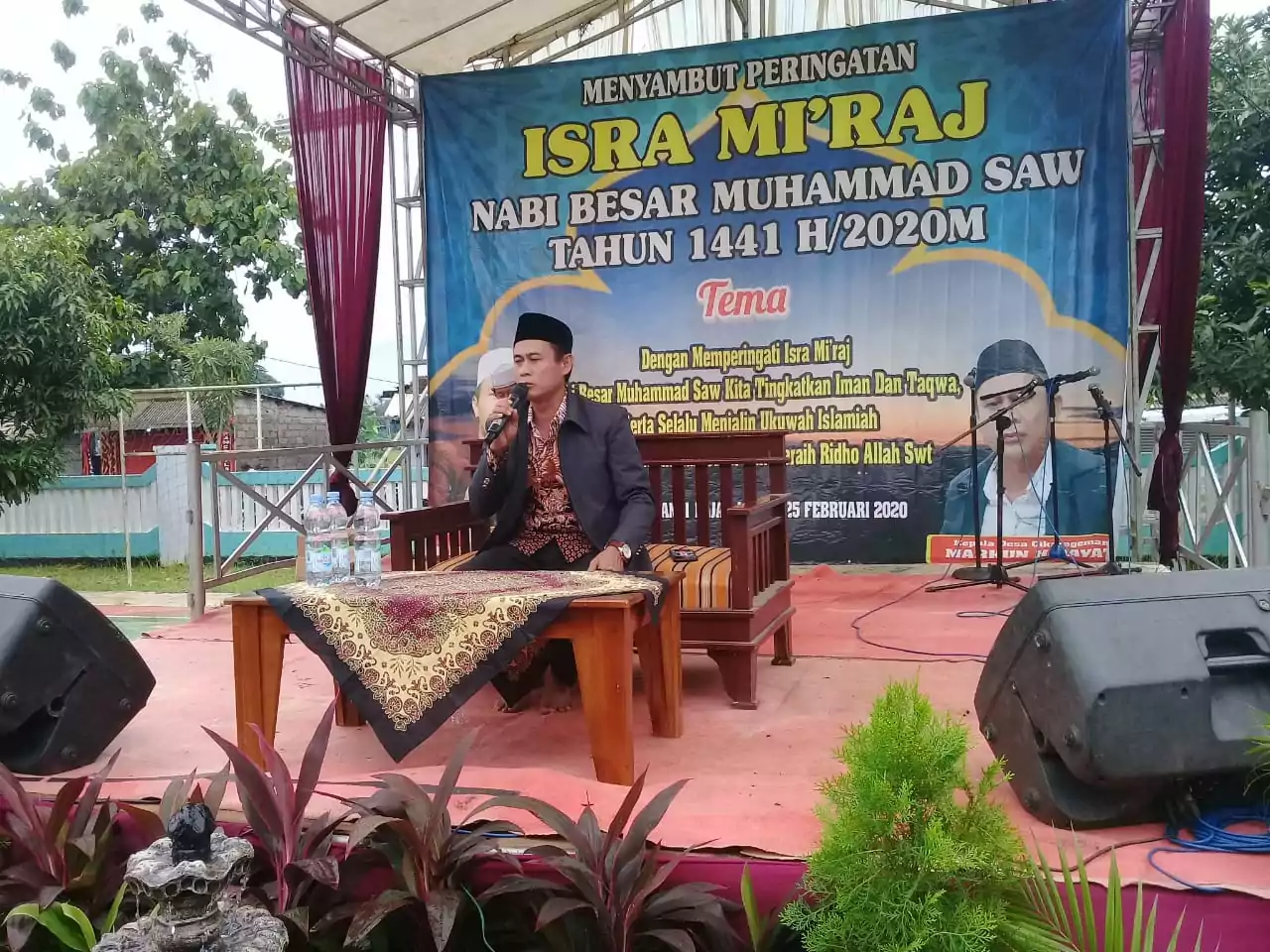 Bangun Masyarakat Religius, Pemdes Cikarageman Gelar Peringatan Isra Mi'raj - Desapedia