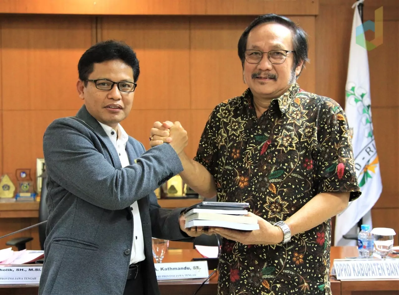 Minta Dukungan Pemekaran, DPRD Kabupaten Banyumas Sambangi Anggota DPD RI Dapil Jateng - Desapedia