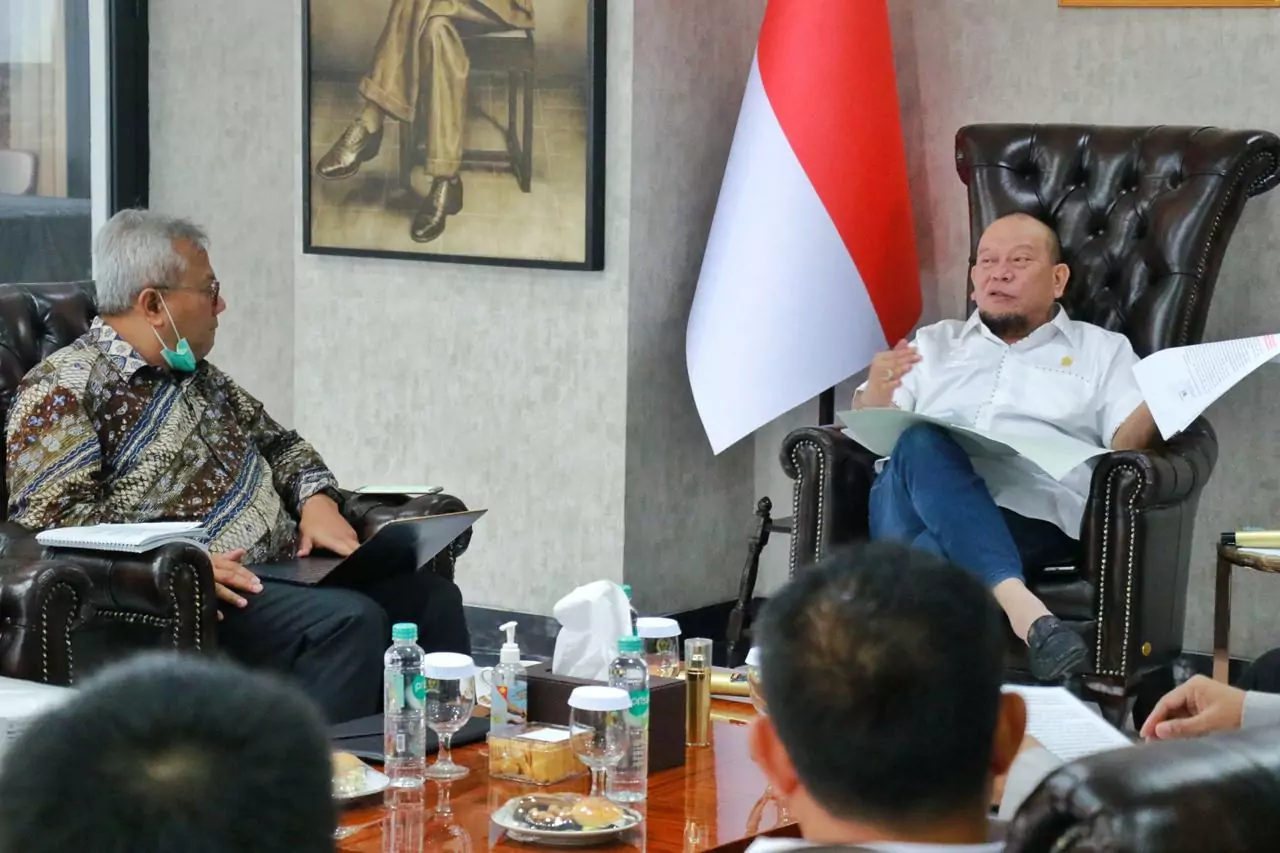 DPD RI Ingatkan KPU dan Bawaslu Soal Potensi Penurunan Kualitas Demokrasi di Pilkada Serentak 2020 - Desapedia