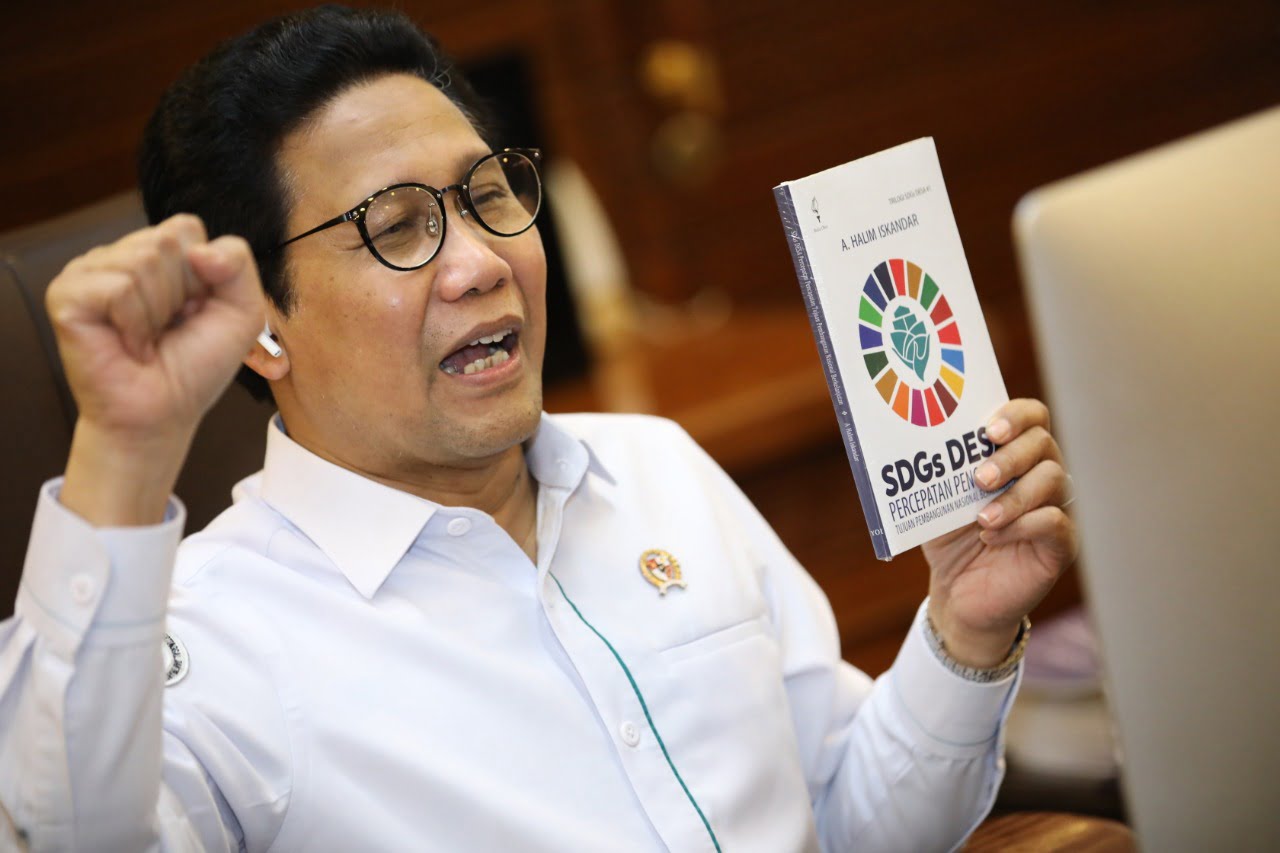 Kades Perempuan Ini Sambut Baik Peluncuran Buku SDGs Desa Karya Mendes PDTT - Desapedia