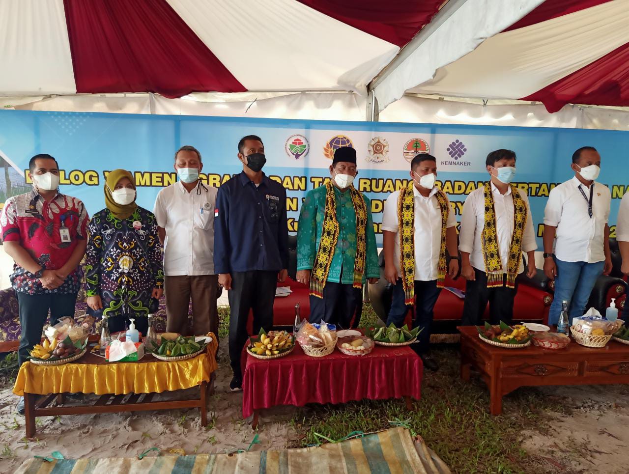 Dihadiri Waka Komite I DPD RI, Wamen ATR/BPN Berjanji Selesaikan Tumpang Tindih Status Kawasan di Desa Karya Jaya - Desapedia