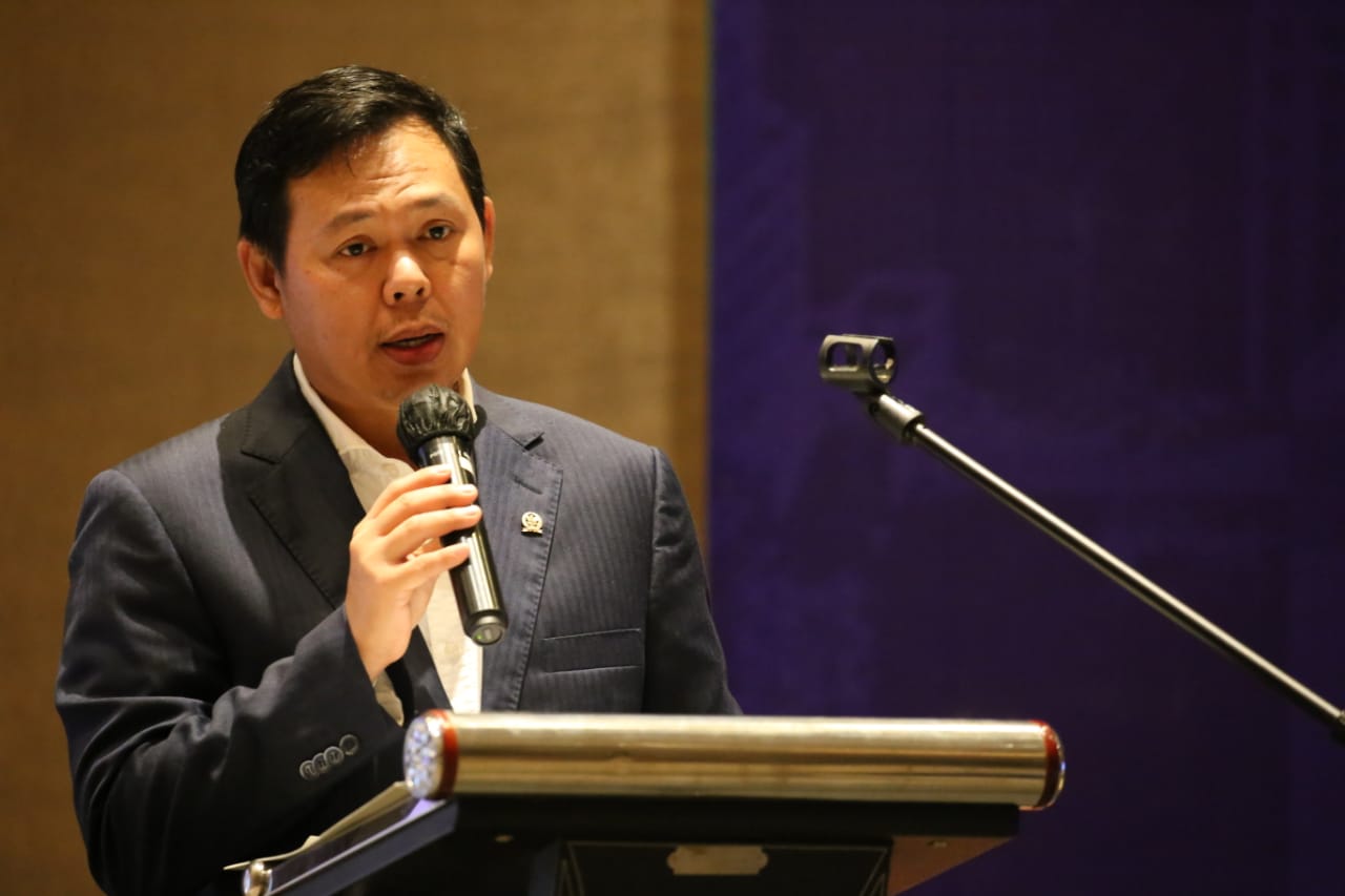 Wakil Ketua DPD RI Sayangkan Sikap Antikritik Kades - Desapedia