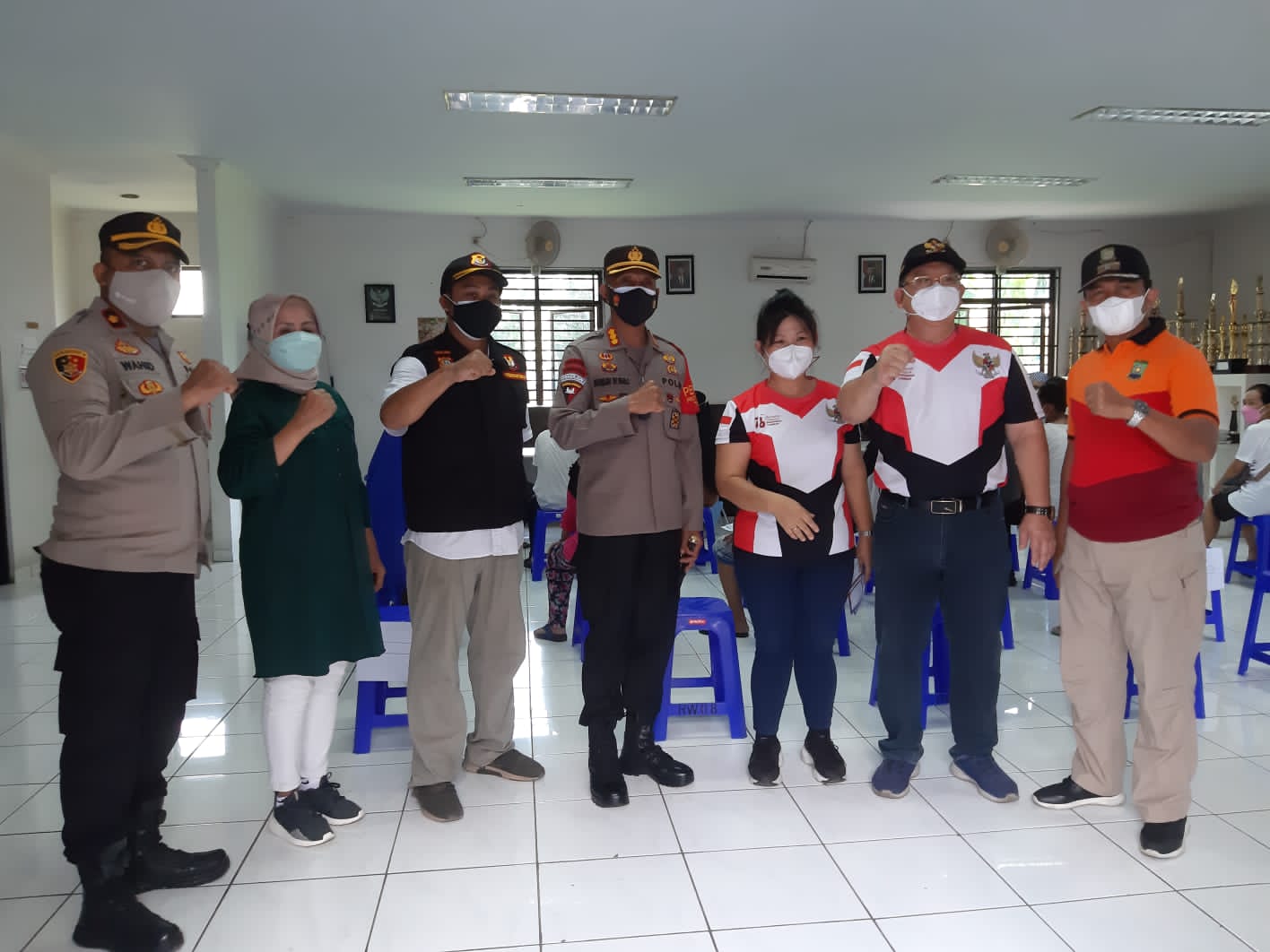 Kapolres Metro Tangerang Kota Apresiasi Gerai Vaksin Merdeka di Polsek Benda - Desapedia