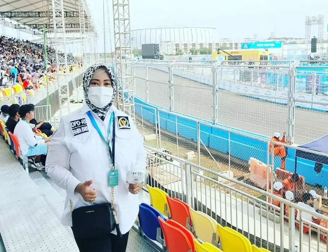 Pesan Utama Formula E Jakarta, Indonesia Siap Beralih Menggunakan Kendaraan Listrik Percepat Nol Emisi Karbon - Desapedia