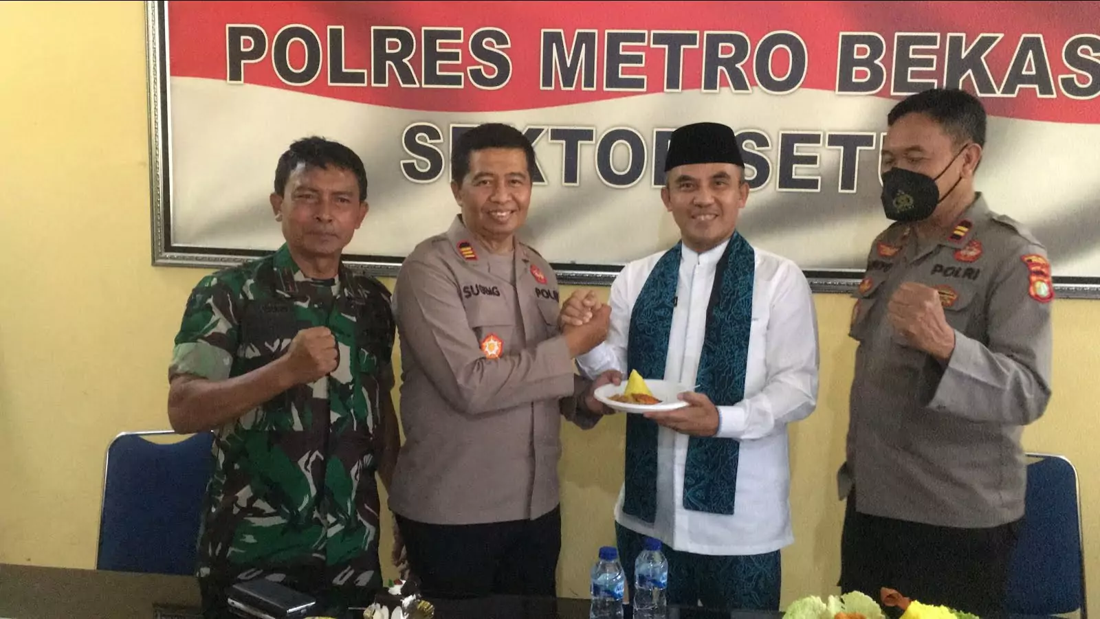 HUT Ke-76 Bhayangkara, Muspika Setu Makin Solid dan Kompak - Desapedia