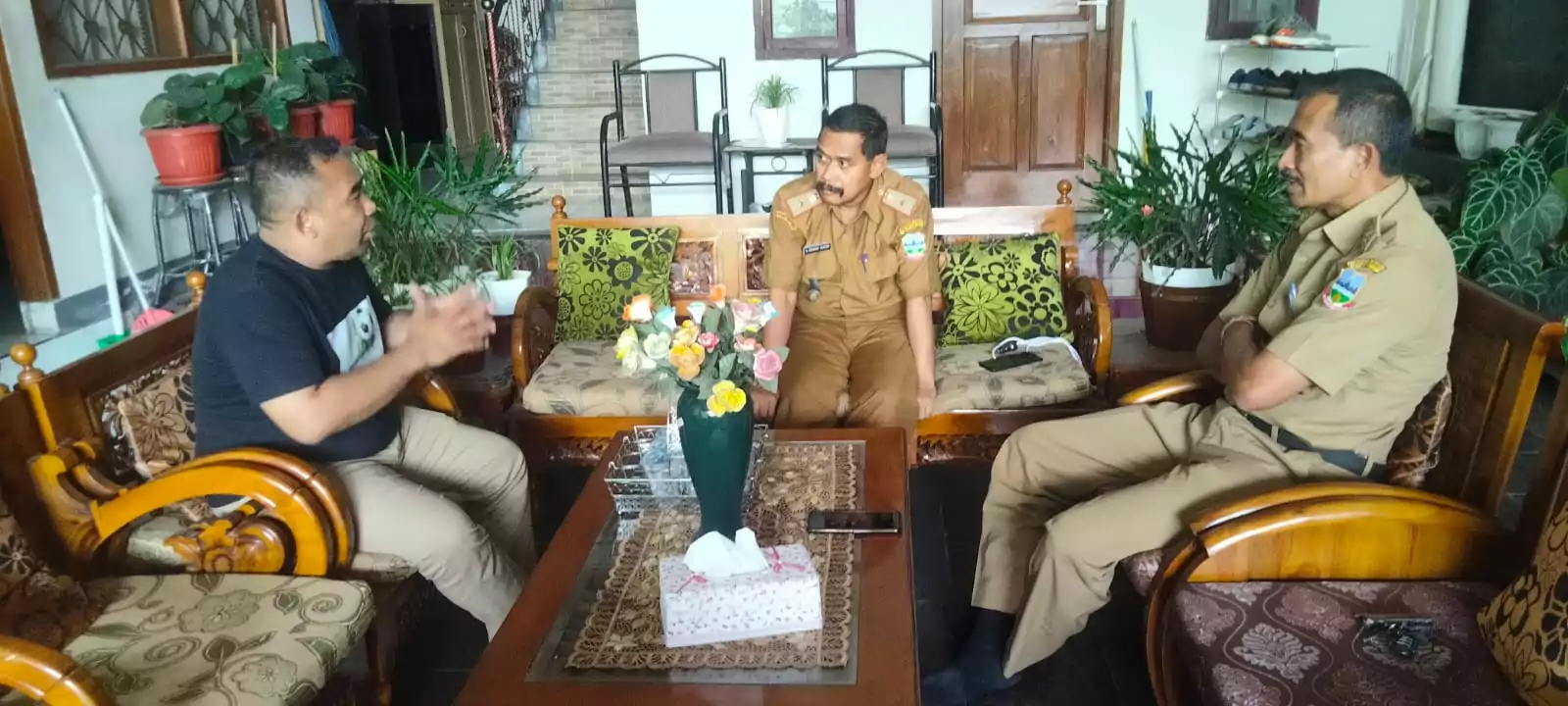 Jumpa Kadis PMD Garut, Almisbat Dorong Kades Aktif Terlibat di Perhutanan Sosial - Desapedia