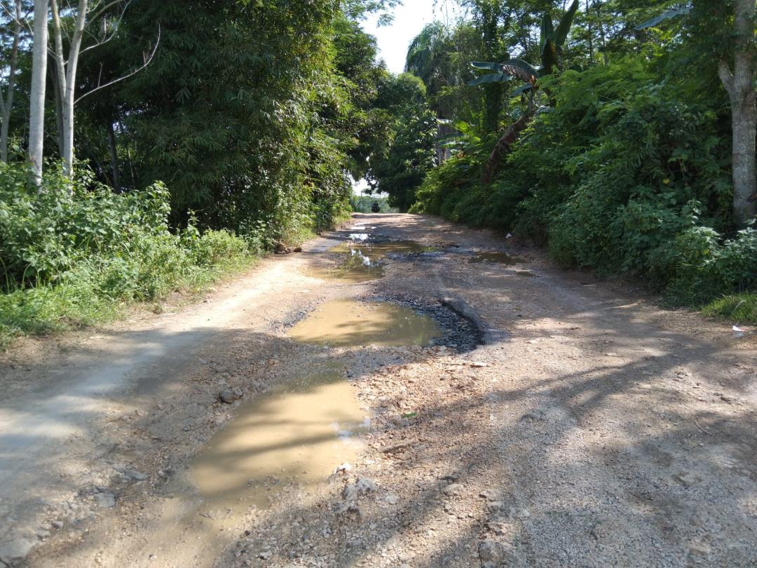 Jalan Akses ke Lokasi Paralayang Kelas Internasional Pantai Modangan Desa Sumeroto Rusak Parah, Kades Harap Pemkab Malang Bertindak  