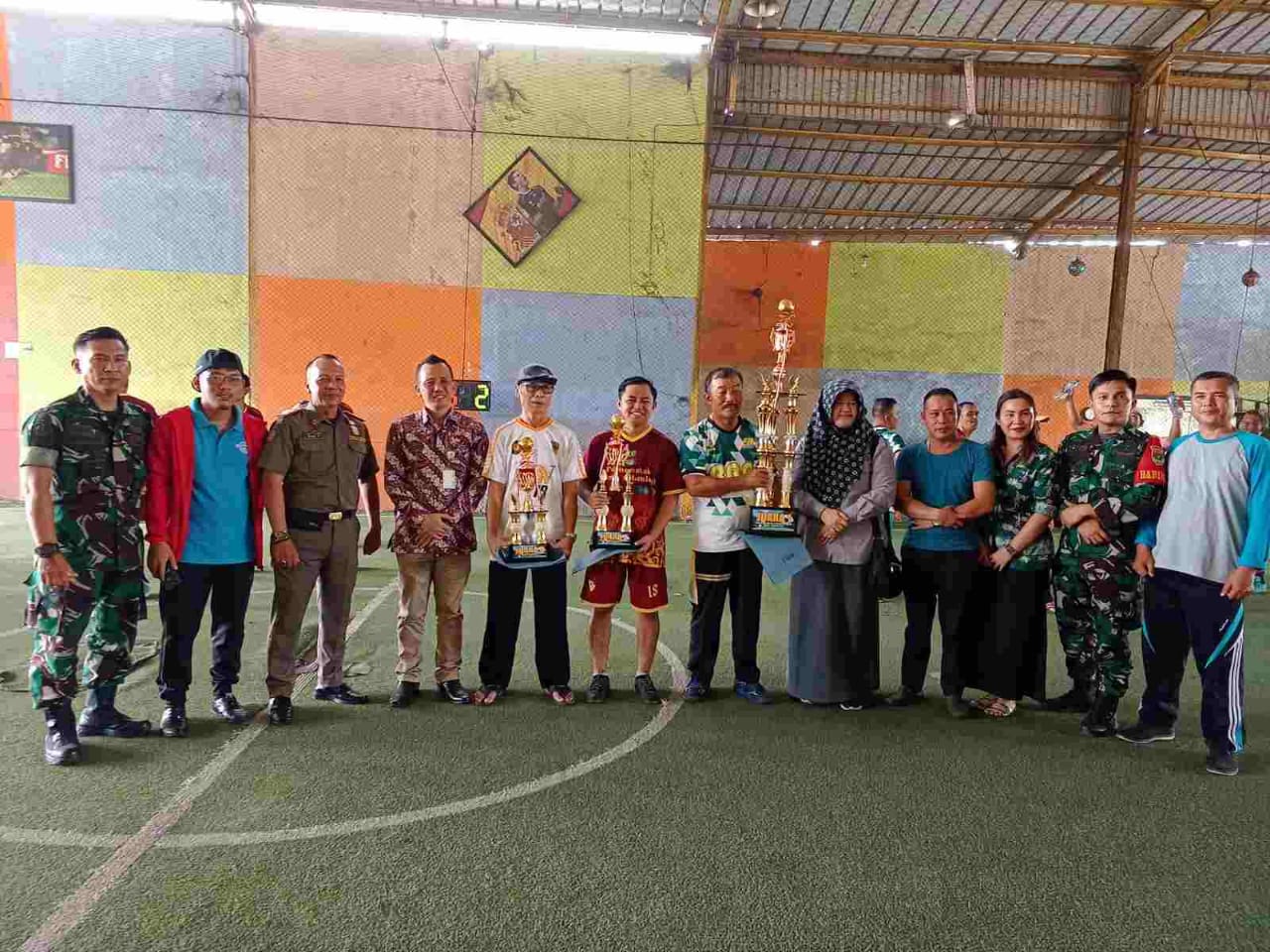 Perkuat Sinergi, Muspika dan Pemdes se-Kecamatan Setu Gelar Turnamen Futsal - Desapedia