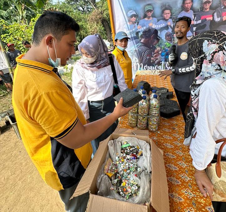 Fajar Paper Dukung Program Daur Ulang Sampah Plastik Rumah Tangga dan Giat Bersih Sungai Bersama REHAB Cikarang - Desapedia