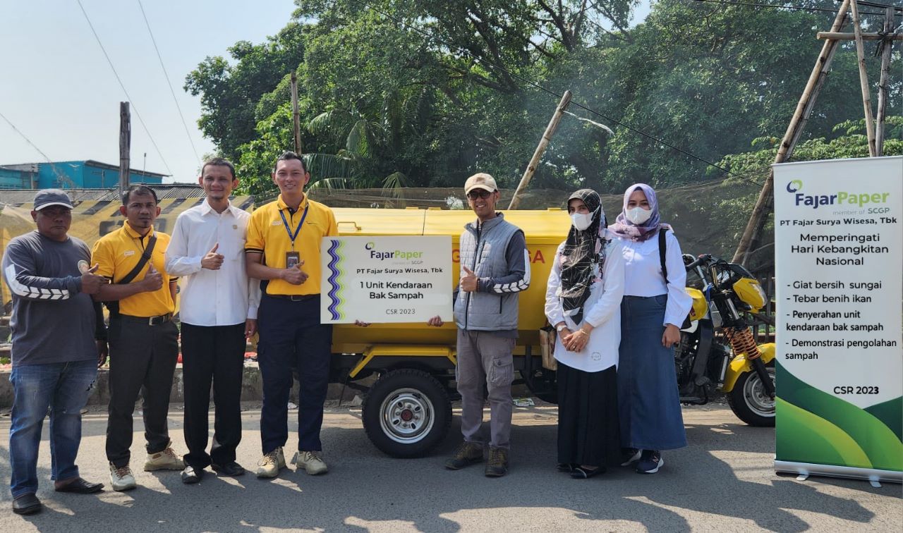 Fajar Paper Dukung Program Daur Ulang Sampah Plastik Rumah Tangga dan Giat Bersih Sungai Bersama REHAB Cikarang - Desapedia