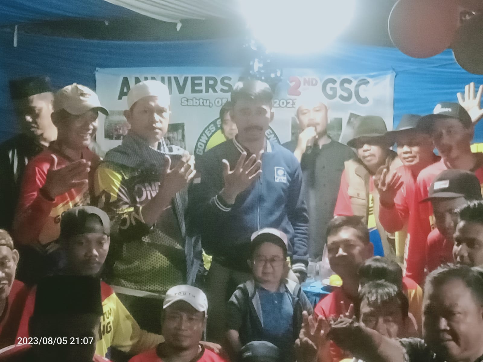 Sapa Warga Desa Cibening, ‘Dua Daus’ Hadiri Anniversary ke-2 Komunitas Sepeda GSC