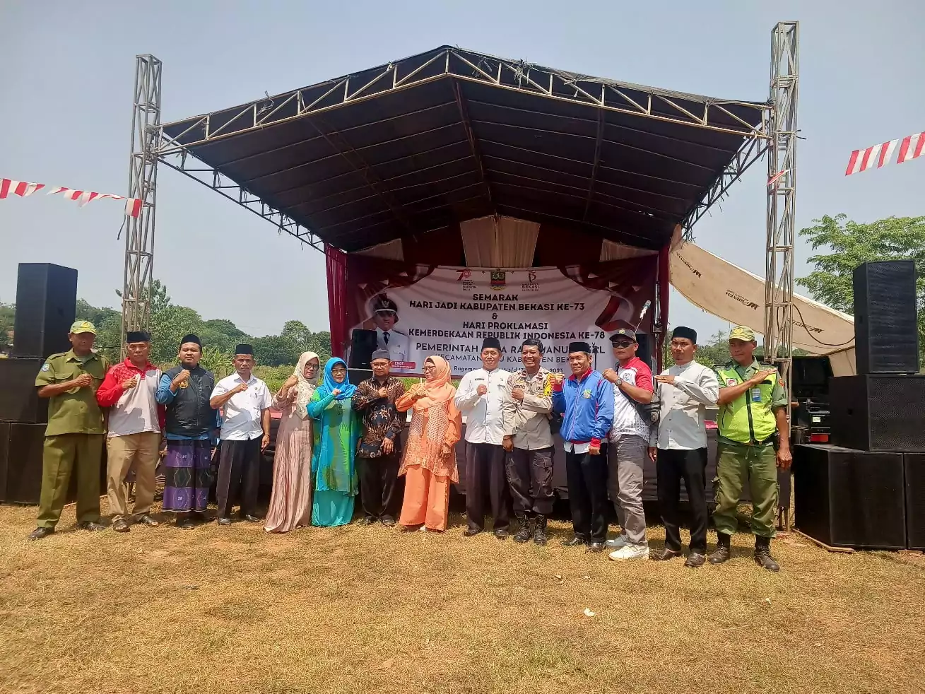 Perayaan HUT RI Jadi Momen Kebersamaan Warga Desa Ragemanunggal - Desapedia