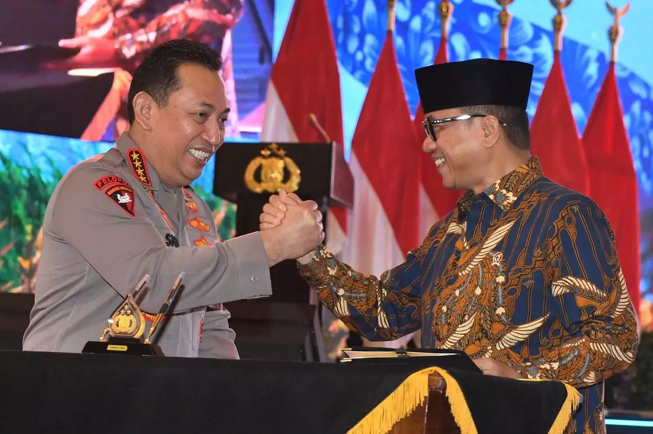 Gandeng Polri, Mendes Yandri Pastikan Dana Desa Bisa Dirasakan Warga - PT Desapedia Bangun Jaya