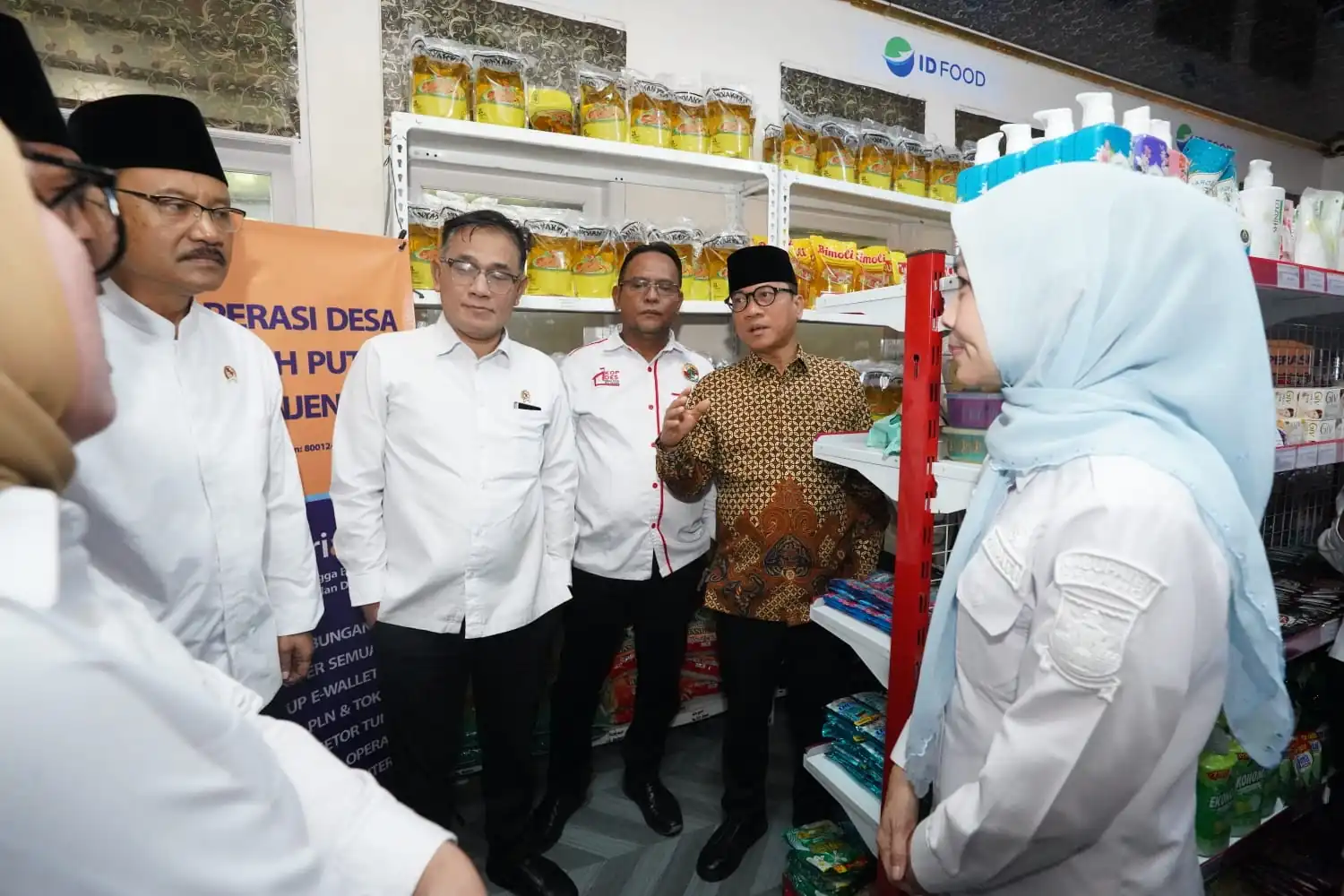 Demi Hidupkan Kopdes, Mendes Yandri Minta Izin Minimarket Baru Disetop
